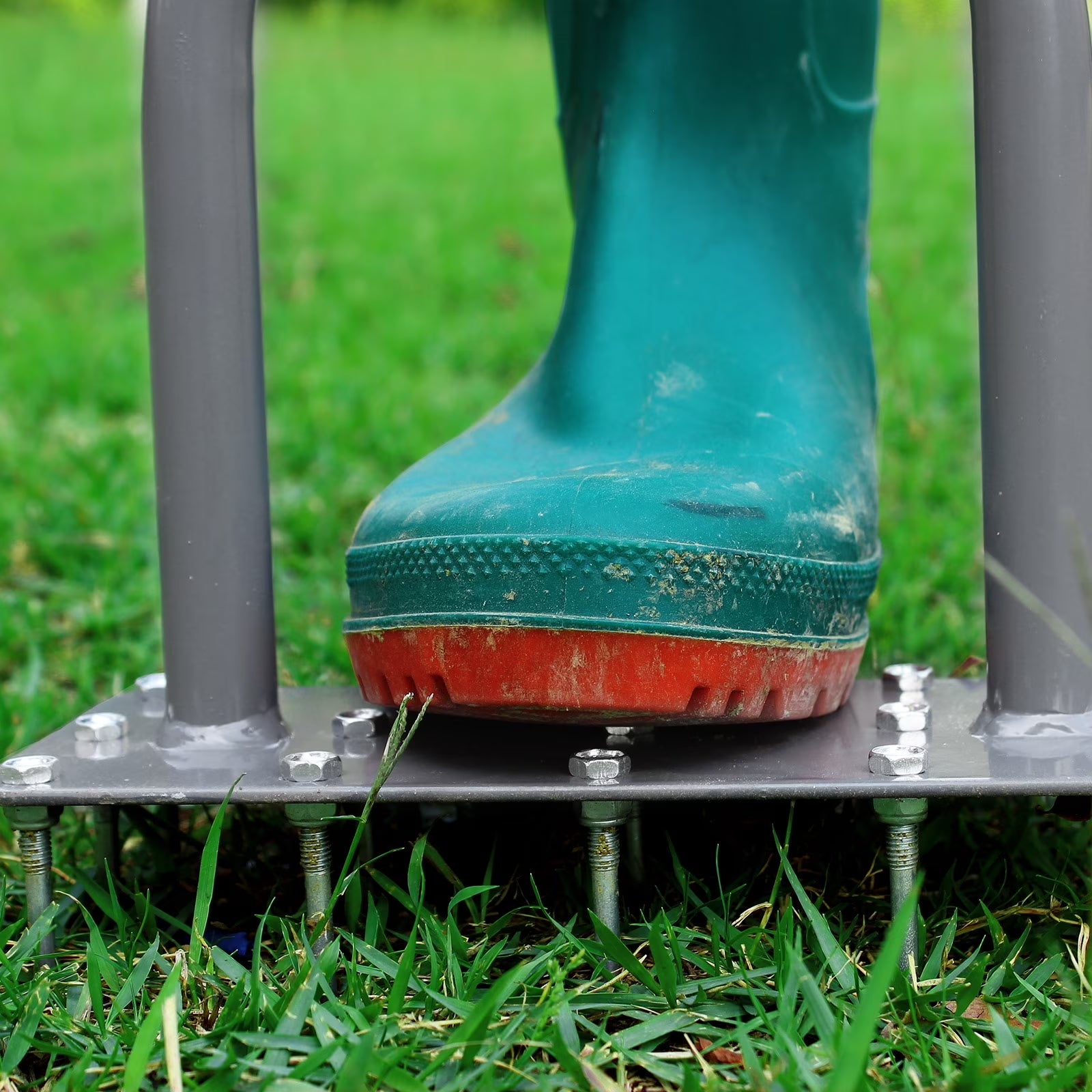 Manual Lawn Spike Aerator - 15 Heavy-Duty Spikes for Soil Health